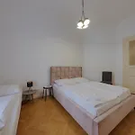 Beautiful At The Old Town Apartamento *