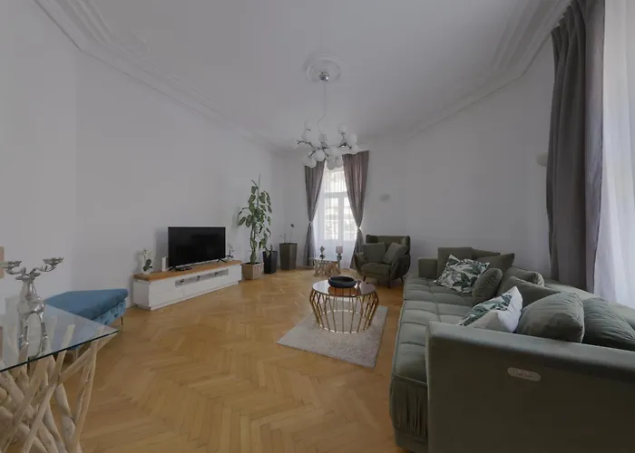 Beautiful At The Old Town Appartement Bratislava