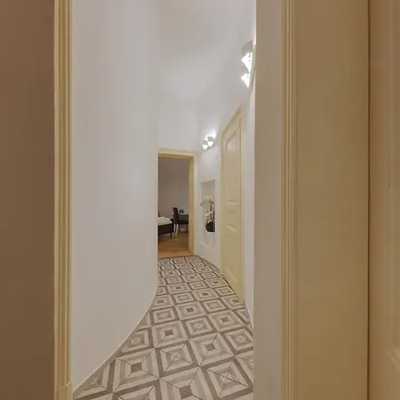 Beautiful At The Old Town 公寓